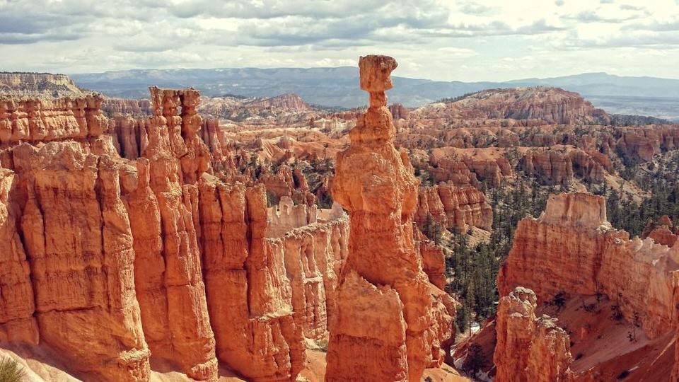 Top 4 Tour Groups for Solo Women Travelers, Thor's Hammer Bryce Canyon