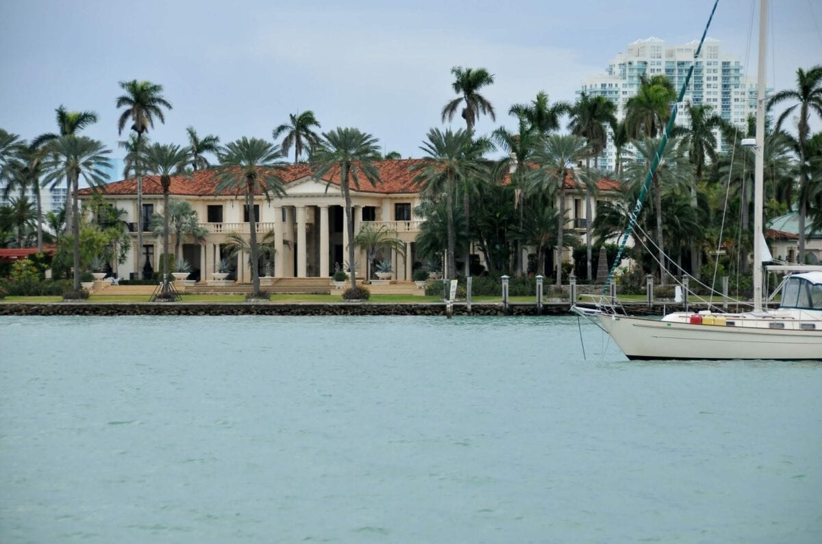 Miami boat tour